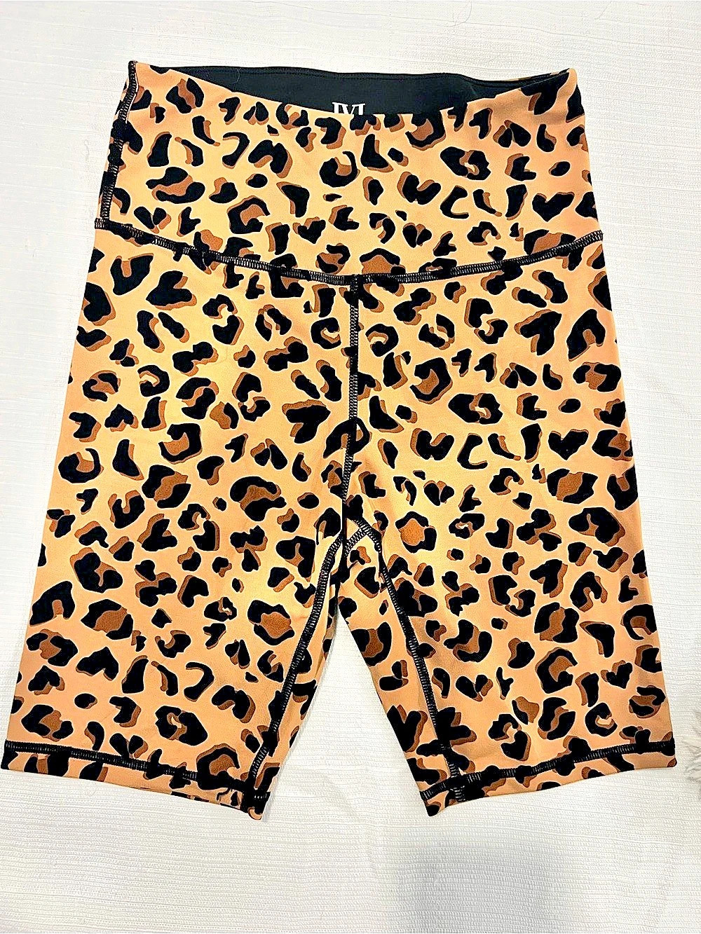 IVL Leopard Print Bike Shorts Size 4 Like New